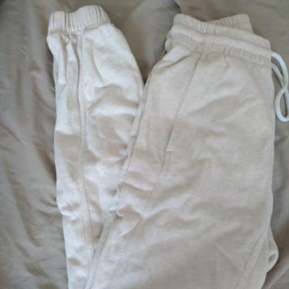 Adidas jogging lounge pants - Picture 3 of 4